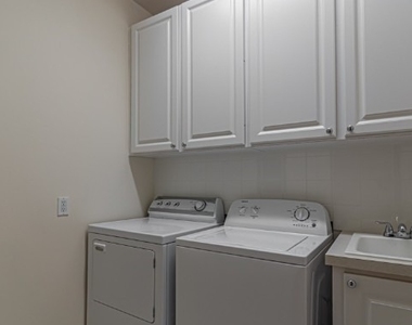 28576 Alessandria Circle - Photo Thumbnail 22