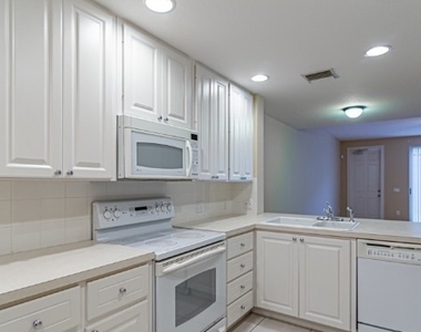 28576 Alessandria Circle - Photo Thumbnail 6