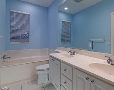 28576 Alessandria Circle - Photo Thumbnail 19