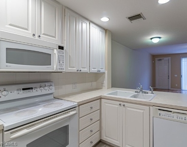 28576 Alessandria Circle - Photo Thumbnail 7