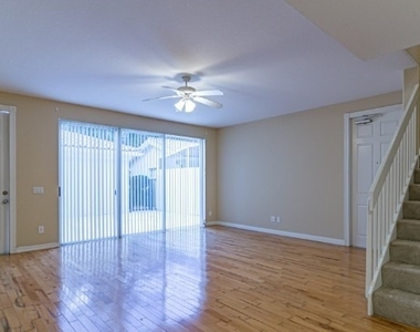 28576 Alessandria Circle - Photo Thumbnail 9