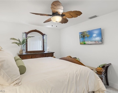 742 111th Avenue N - Photo Thumbnail 19