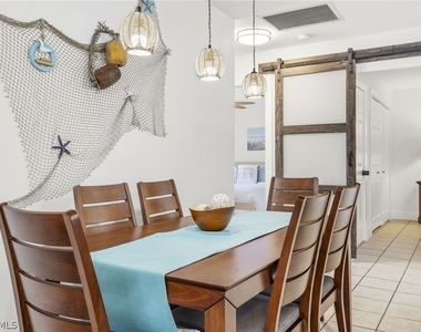 742 111th Avenue N - Photo Thumbnail 14