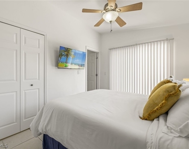 742 111th Avenue N - Photo Thumbnail 16