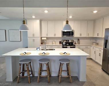 5749 Double Eagle Circle - Photo Thumbnail 2