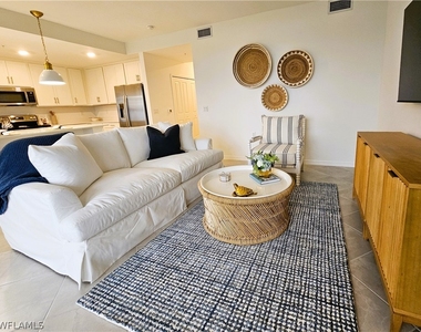 5749 Double Eagle Circle - Photo Thumbnail 3