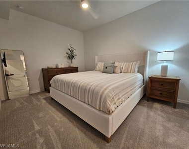 5749 Double Eagle Circle - Photo Thumbnail 8