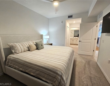 5749 Double Eagle Circle - Photo Thumbnail 4