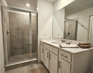 5749 Double Eagle Circle - Photo Thumbnail 10
