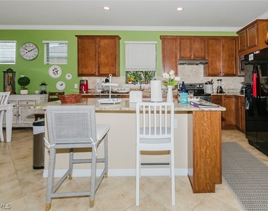 6441 Liberty Street - Photo Thumbnail 16