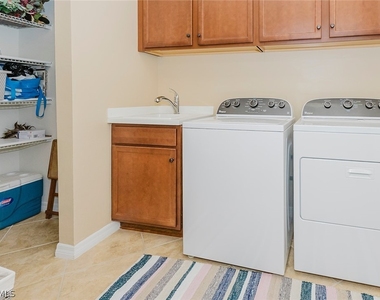 6441 Liberty Street - Photo Thumbnail 28