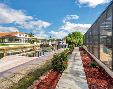 562 Goldcoast Court - Photo Thumbnail 22