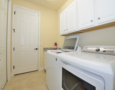28096 Edenderry Court - Photo Thumbnail 13