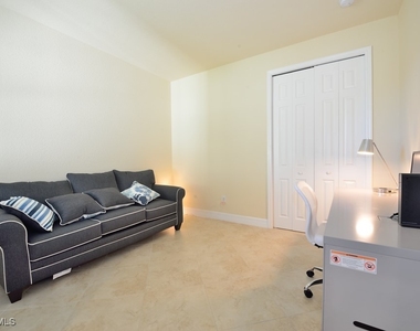 28096 Edenderry Court - Photo Thumbnail 14