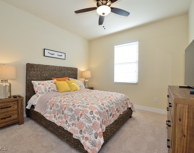 28096 Edenderry Court - Photo Thumbnail 9