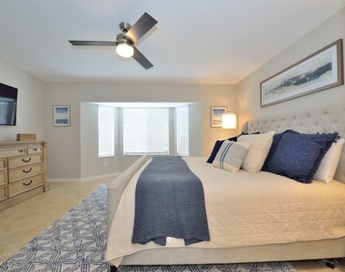 10330 Heritage Bay Boulevard - Photo Thumbnail 6