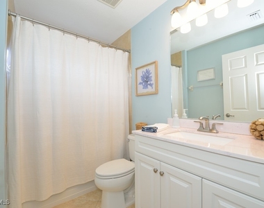 10330 Heritage Bay Boulevard - Photo Thumbnail 8
