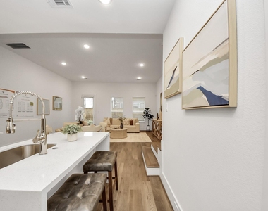 7504 Carver Road - Photo Thumbnail 15