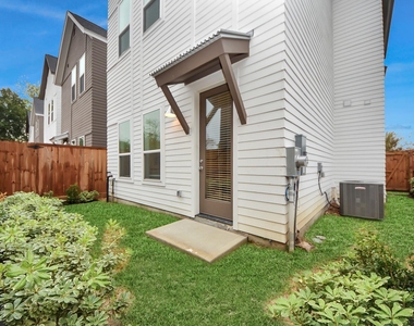 7504 Carver Road - Photo Thumbnail 41