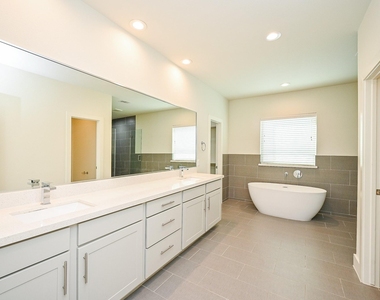 1106 Fuschia Road - Photo Thumbnail 14