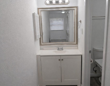 5815 Village Forest Court - Photo Thumbnail 9