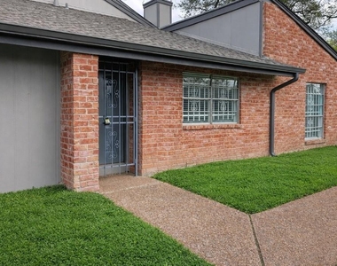 5815 Village Forest Court - Photo Thumbnail 1