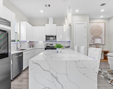 851 Prosper Street - Photo Thumbnail 11