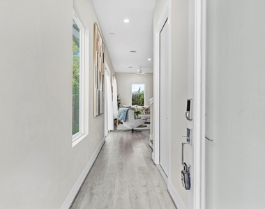 851 Prosper Street - Photo Thumbnail 4