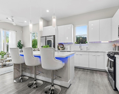 851 Prosper Street - Photo Thumbnail 13
