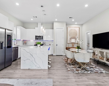 851 Prosper Street - Photo Thumbnail 8