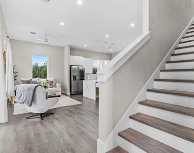 851 Prosper Street - Photo Thumbnail 5