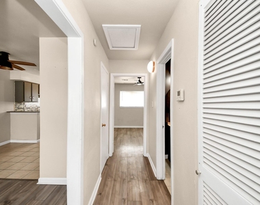 1320 Griffin Street - Photo Thumbnail 11