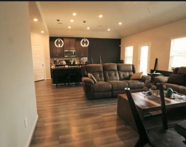 10831 Sugar Pine Lane - Photo Thumbnail 10