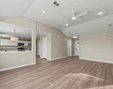 7134 Prairie Village Drive - Photo Thumbnail 2
