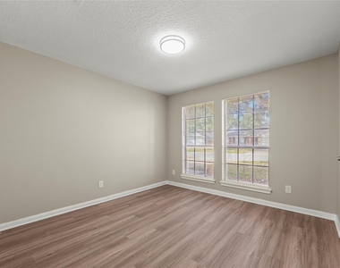 7134 Prairie Village Drive - Photo Thumbnail 7