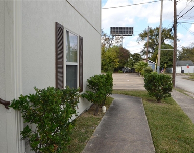 304 Dell Court - Photo Thumbnail 44