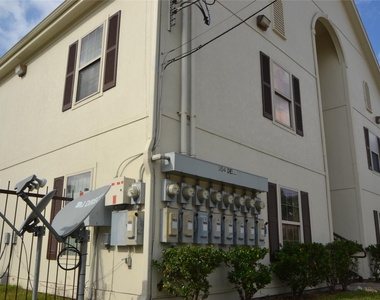 304 Dell Court - Photo Thumbnail 47