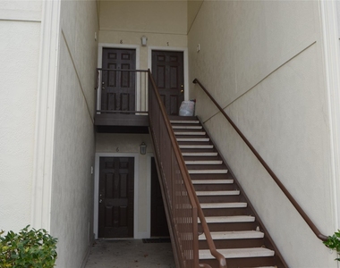 304 Dell Court - Photo Thumbnail 43