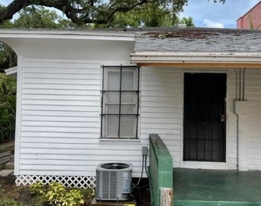 2206 Irwin Street - Photo Thumbnail 12