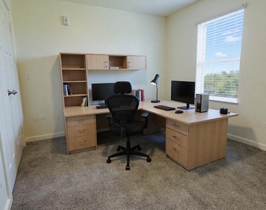 21155 Gosling Road - Photo Thumbnail 21