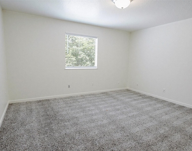 21155 Gosling Road - Photo Thumbnail 18