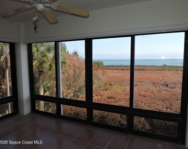 6240 E Mirror Lake Drive - Photo Thumbnail 6