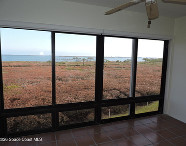 6240 E Mirror Lake Drive - Photo Thumbnail 8