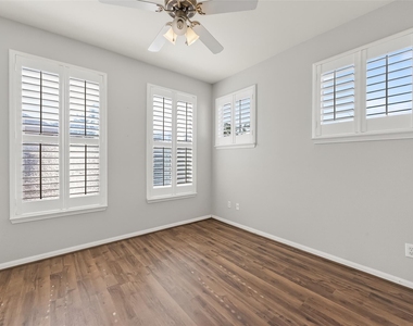 12707 Boheme Drive - Photo Thumbnail 32