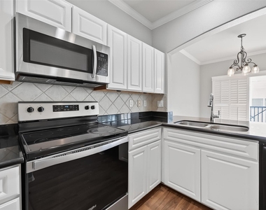 12707 Boheme Drive - Photo Thumbnail 15