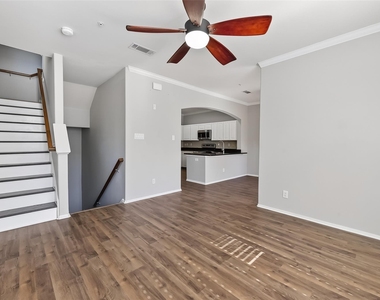 12707 Boheme Drive - Photo Thumbnail 8