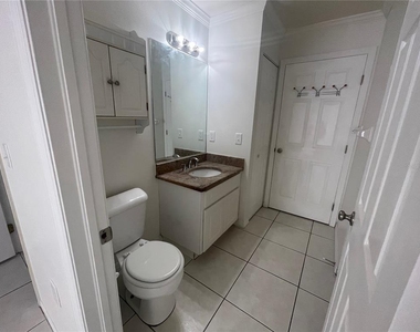 3021 W Tampa Bay Boulevard - Photo Thumbnail 5