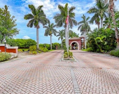 10263 Gandy Boulevard N - Photo Thumbnail 90