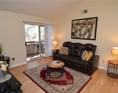 10263 Gandy Boulevard N - Photo Thumbnail 18