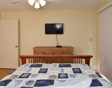 10263 Gandy Boulevard N - Photo Thumbnail 38